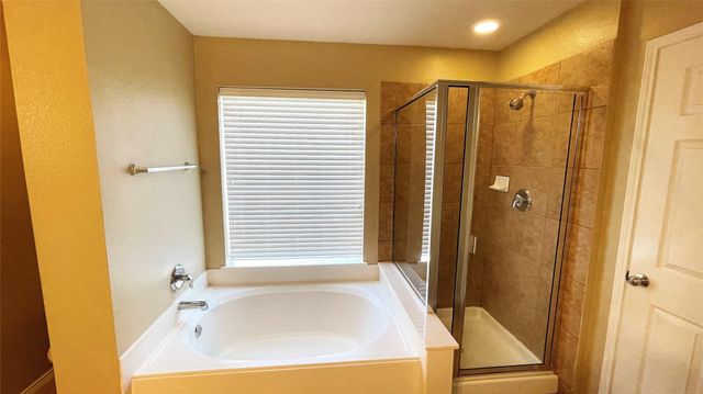 8203 Macgregor Drive, Arlington, TX 76002