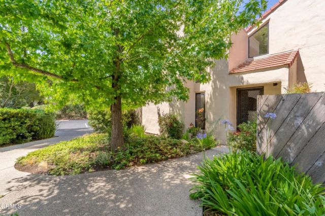 211 N Carillo Road E, Ojai, CA 93023