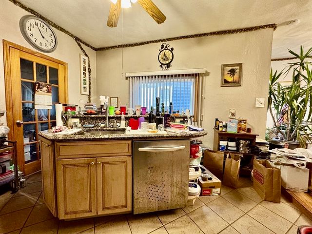 795 Saratoga St, Boston, MA 02128