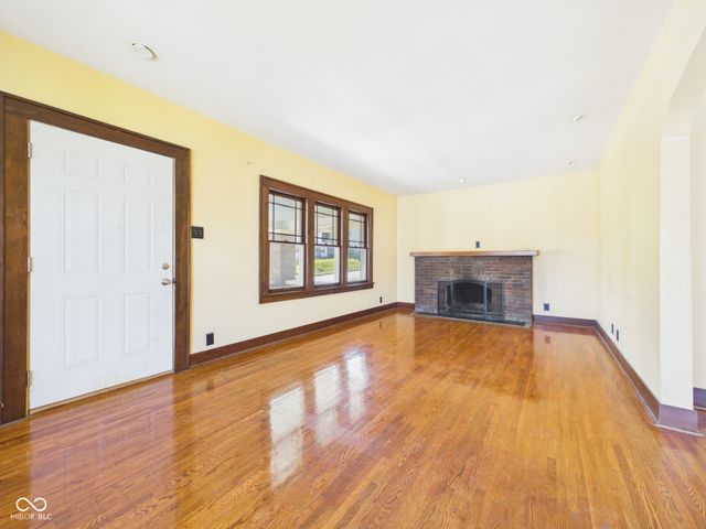915 Arrow Avenue, Anderson, IN 46016