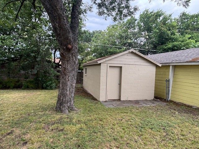 3324 James Avenue, Fort Worth, TX 76110