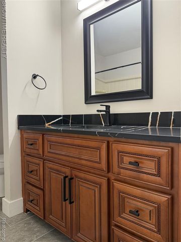 40860 Highpointe Drive, Clinton Township, MI 48038