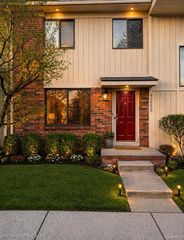 40860 Highpointe Drive, Clinton Township, MI 48038