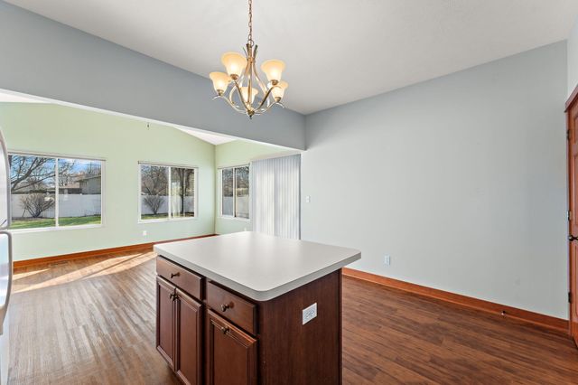 3700 Highland Circle, Valparaiso, IN 46383