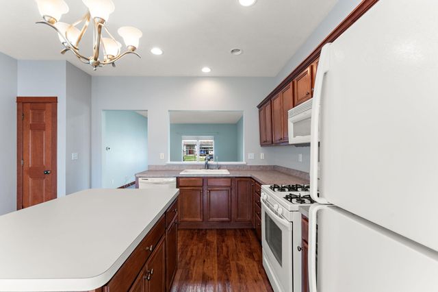 3700 Highland Circle, Valparaiso, IN 46383