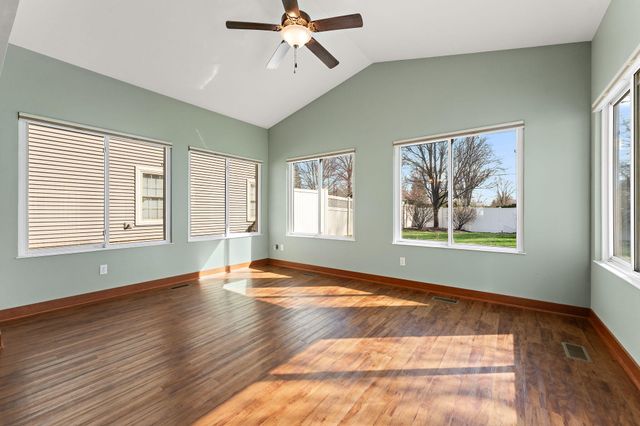 3700 Highland Circle, Valparaiso, IN 46383