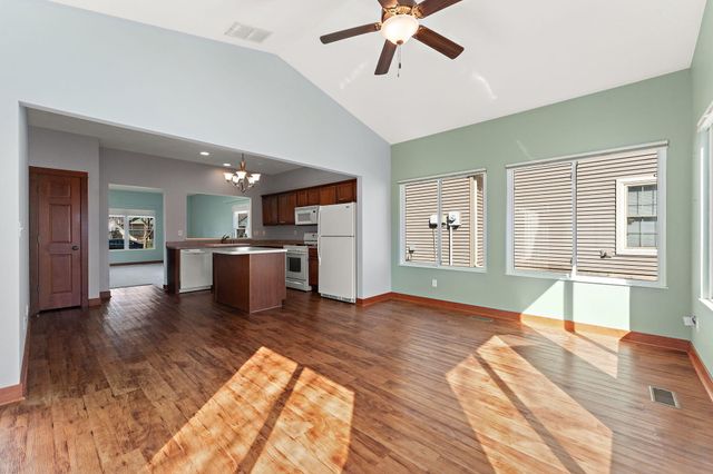 3700 Highland Circle, Valparaiso, IN 46383