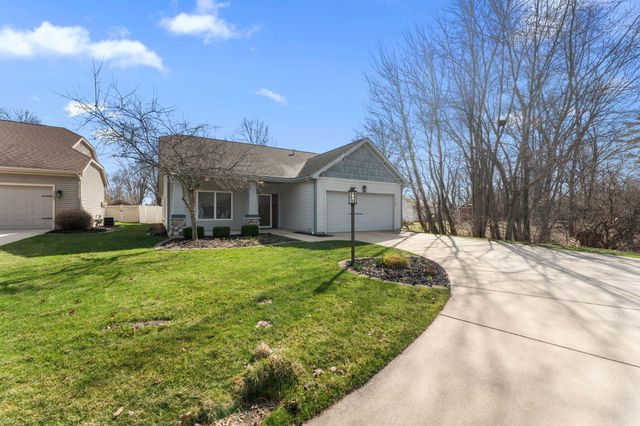 3700 Highland Circle, Valparaiso, IN 46383