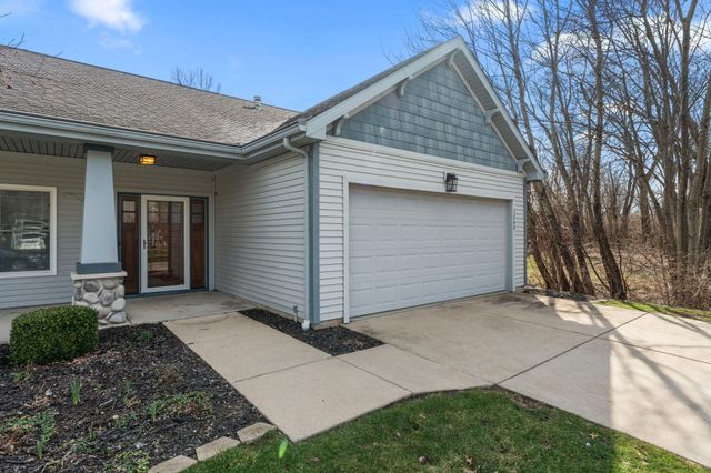 3700 Highland Circle, Valparaiso, IN 46383