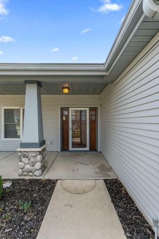 3700 Highland Circle, Valparaiso, IN 46383