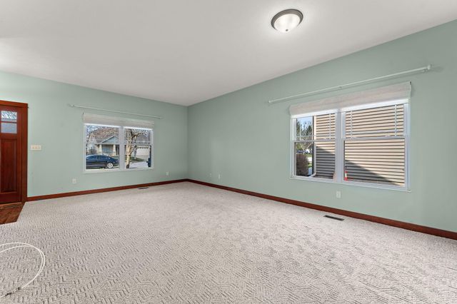 3700 Highland Circle, Valparaiso, IN 46383