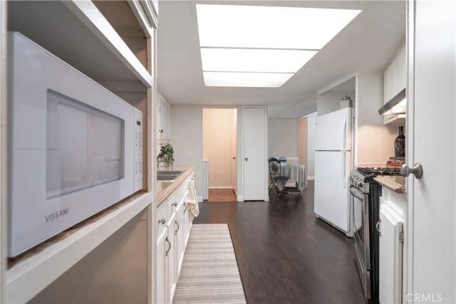 10210 Base Line 289, Rancho Cucamonga, CA 91701