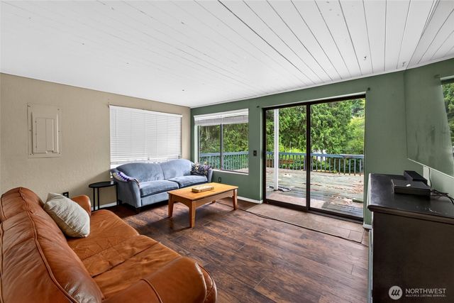 12212 110th Street NW, Gig Harbor, WA 98329