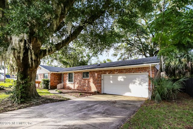 1321 GRANDVIEW Drive, Jacksonville, FL 32211