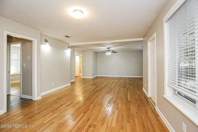 1321 GRANDVIEW Drive, Jacksonville, FL 32211