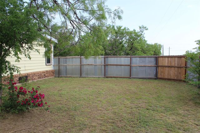 8402 Spinks Road, Abilene, TX 79603