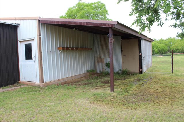 8402 Spinks Road, Abilene, TX 79603