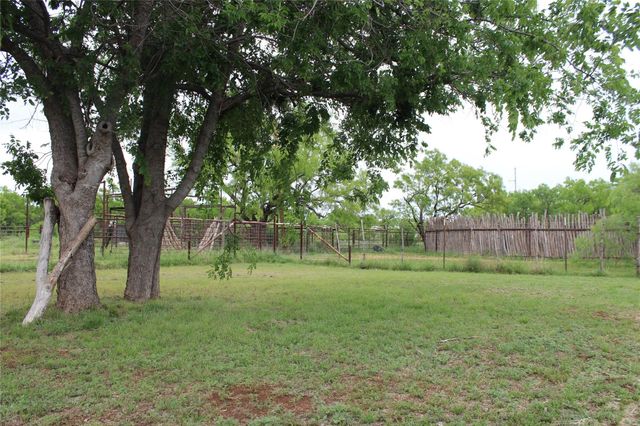 8402 Spinks Road, Abilene, TX 79603