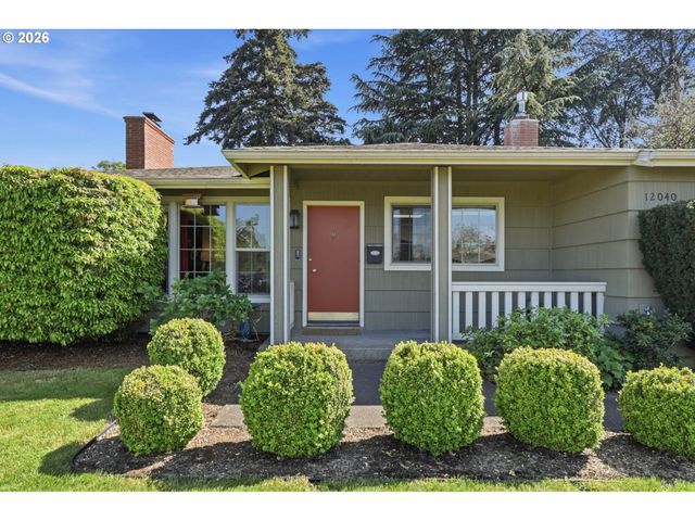 12040 Ne MORRIS St, Portland, OR 97220