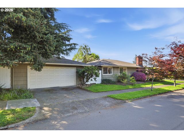 12040 Ne MORRIS St, Portland, OR 97220