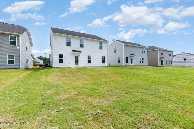 25 W Emily Gardens Drive, Selma, NC 27576