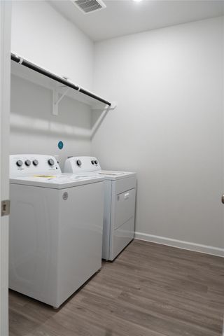 64 Valiant Ridge Trail, Magnolia, TX 77354