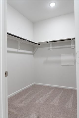 64 Valiant Ridge Trail, Magnolia, TX 77354