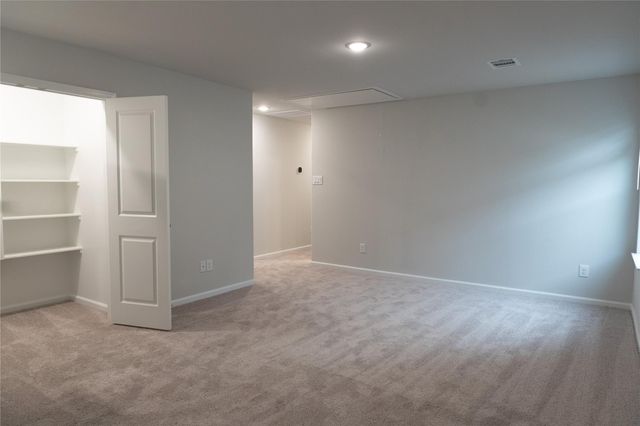 64 Valiant Ridge Trail, Magnolia, TX 77354