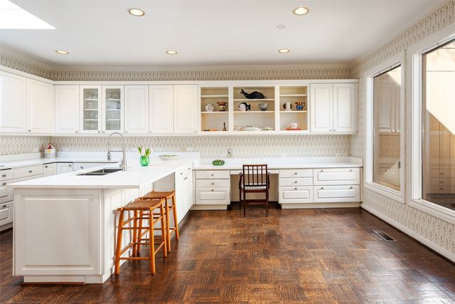 5805 Farquhar Lane, Dallas, TX 75209