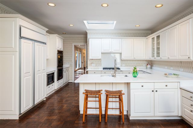 5805 Farquhar Lane, Dallas, TX 75209