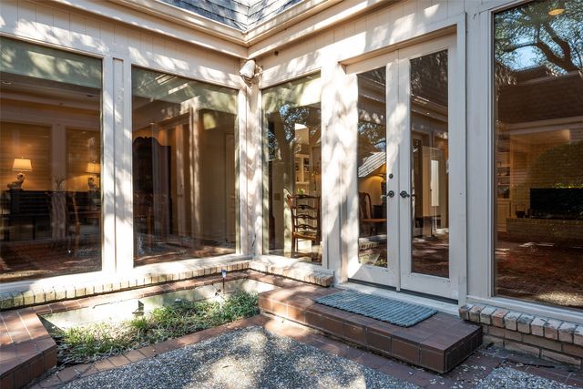 5805 Farquhar Lane, Dallas, TX 75209