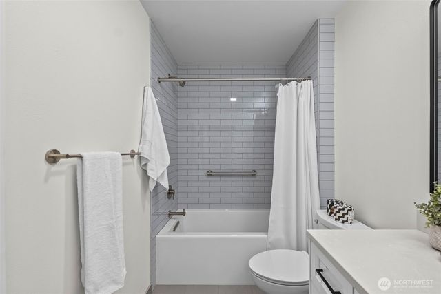 17506 144th Street NW, Gig Harbor, WA 98329