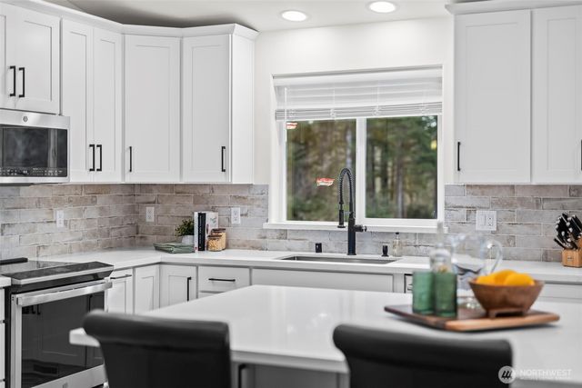 17506 144th Street NW, Gig Harbor, WA 98329