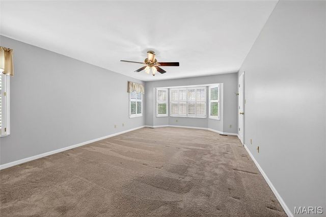 1102 Mosswoods Court, Fenton, MO 63026