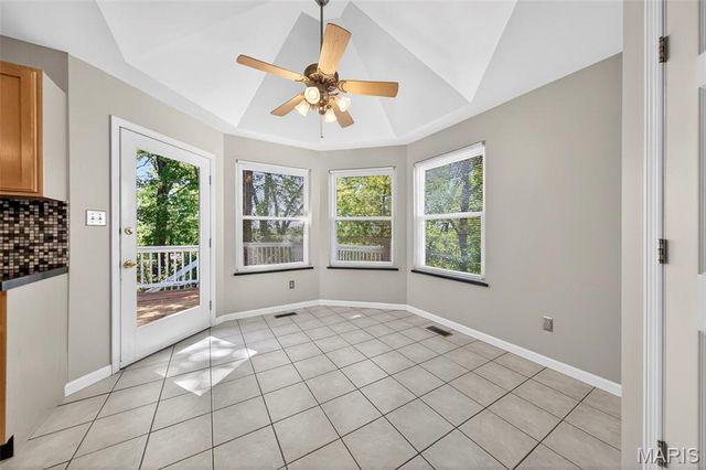1102 Mosswoods Court, Fenton, MO 63026