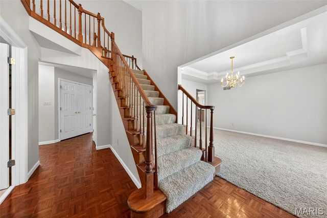 1102 Mosswoods Court, Fenton, MO 63026