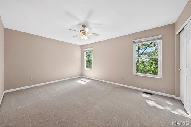 1102 Mosswoods Court, Fenton, MO 63026