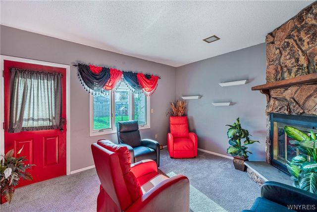 21 Grand Prix Drive, Cheektowaga, NY 14227