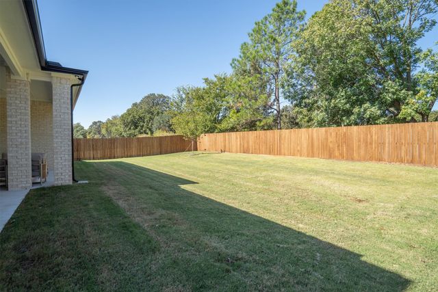 305 Alicia Court, Mansfield, TX 76063
