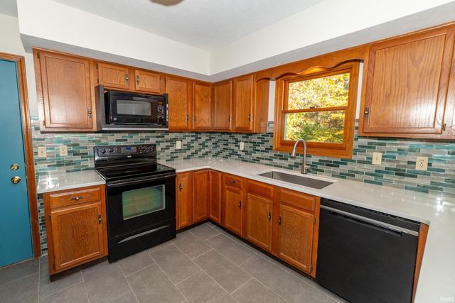 54400 Mystique Drive, Mishawaka, IN 46545