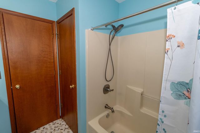 54400 Mystique Drive, Mishawaka, IN 46545