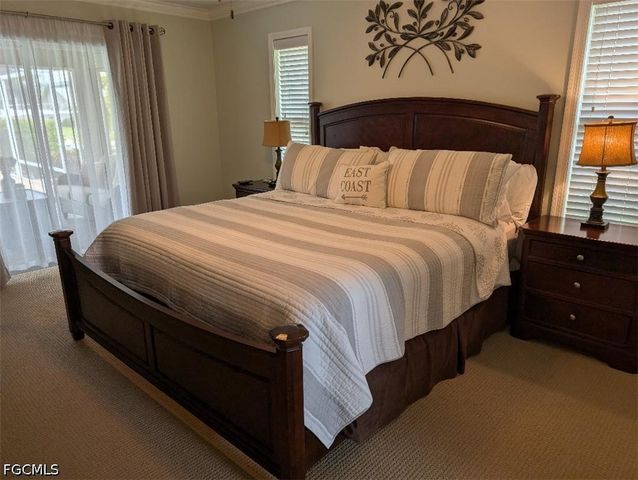 5008 SW 9th PL, Cape Coral, FL 33914