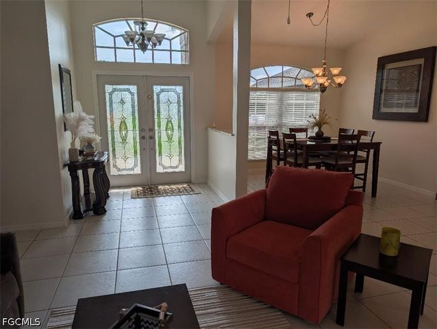 5008 SW 9th PL, Cape Coral, FL 33914