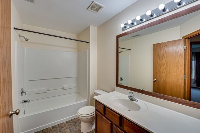 3904 Preston Drive, Yorkville, IL 60560