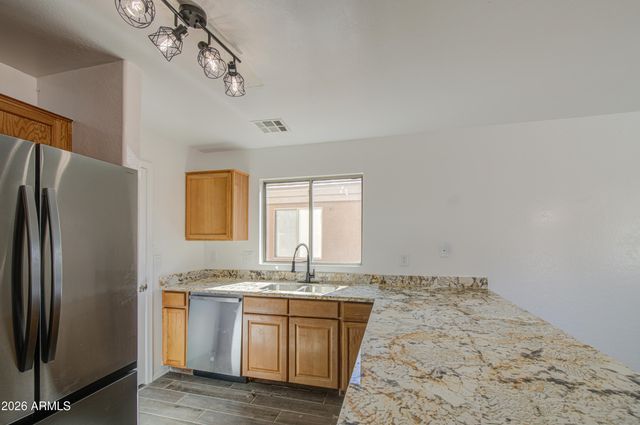 24032 W ANTELOPE Trail, Buckeye, AZ 85326