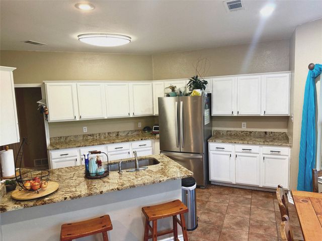 3220 Skinner Road, Midlothian, TX 76065