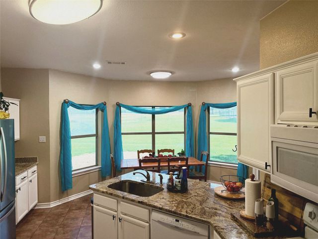 3220 Skinner Road, Midlothian, TX 76065