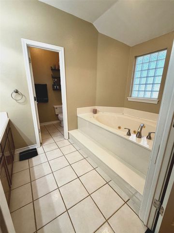 3220 Skinner Road, Midlothian, TX 76065