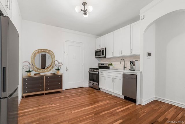 41-15 45th Street 6-N, Sunnyside, NY 11104