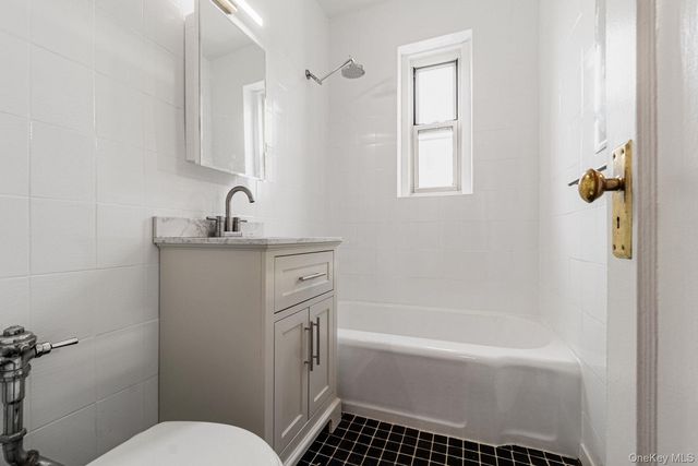 41-15 45th Street 6-N, Sunnyside, NY 11104